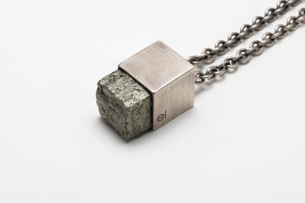 TALISMAN NECKLACE IN GRAY STERLING SILVER WITH PYRITE