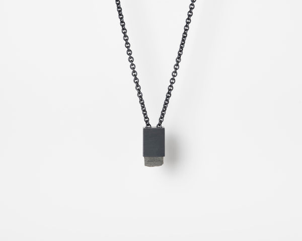 TALISMAN NECKLACE IN BLACK MATTE STERLING SILVER WITH PYRITE